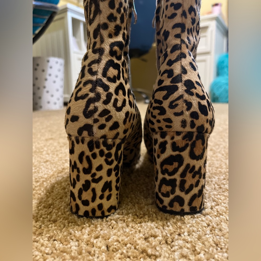 Halogen Abbi Block Heel Bootie Size 9.5 With Real… - image 2